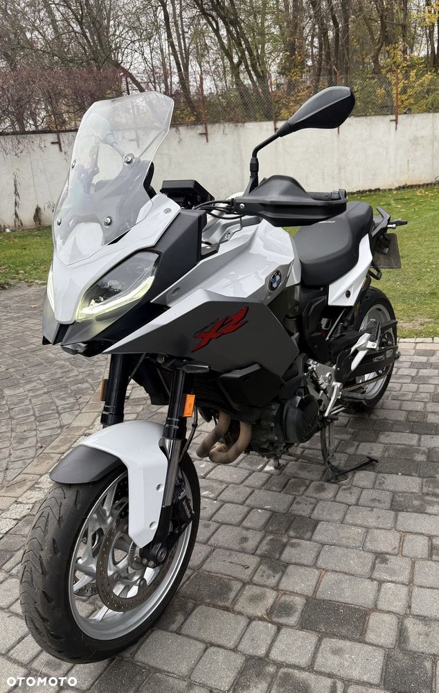 BMW F - 5