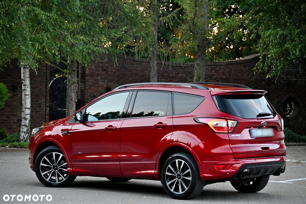 Ford Kuga 2.0 TDCi 4x4 ST-Line - 22