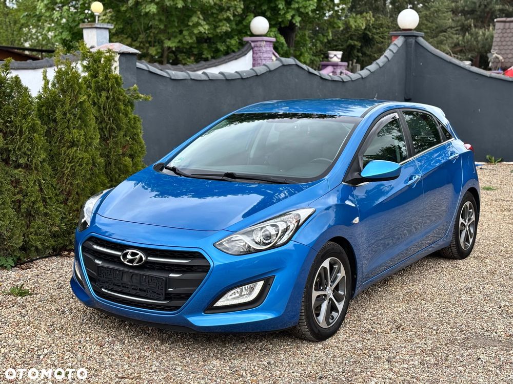 Hyundai i30 blue 1.6 GDI YES Gold - 9