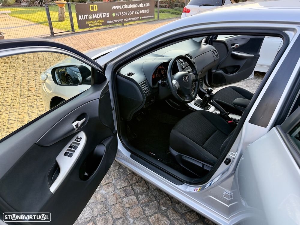 Toyota Corolla 1.4 D-4D - 7