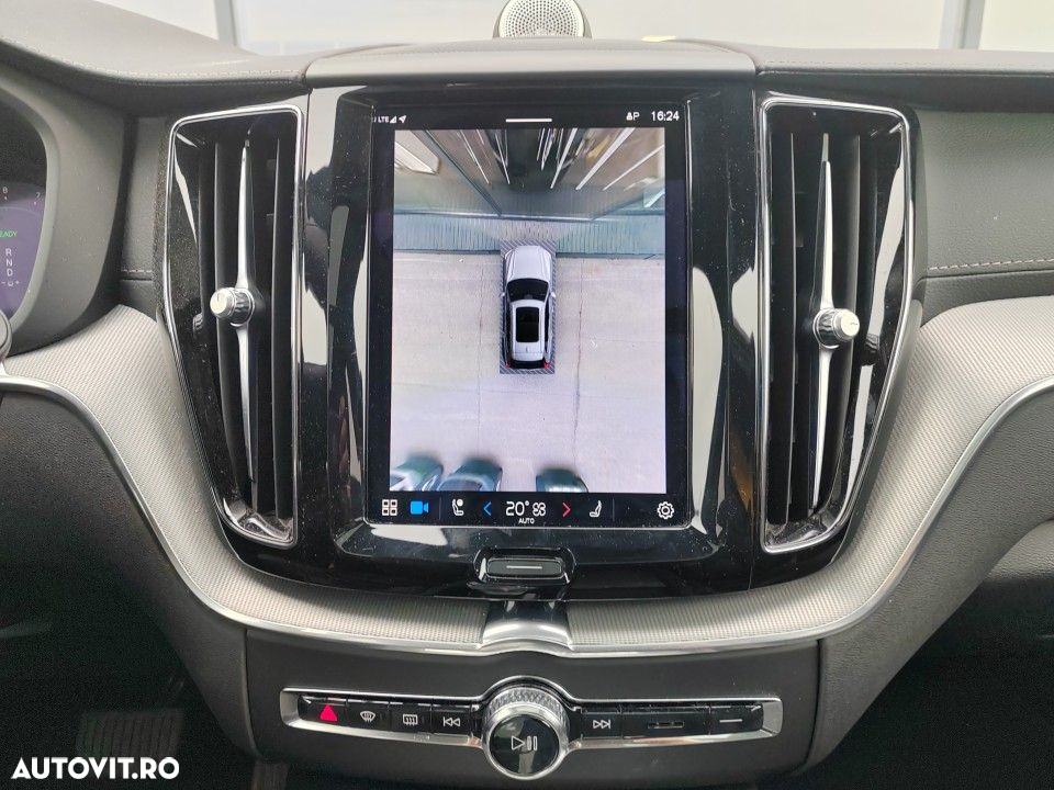 Volvo XC 60 - 26