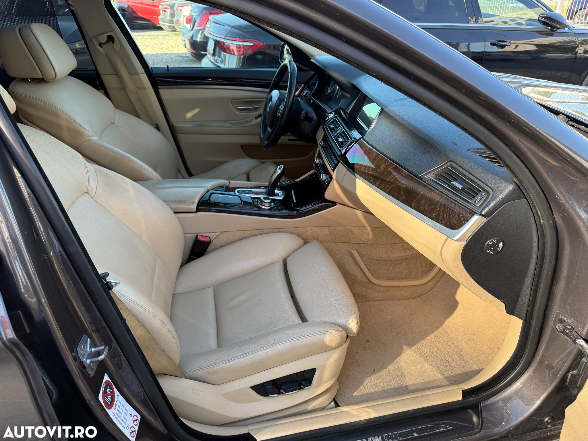BMW Seria 5 530d xDrive Sport-Aut. Luxury Line - 22
