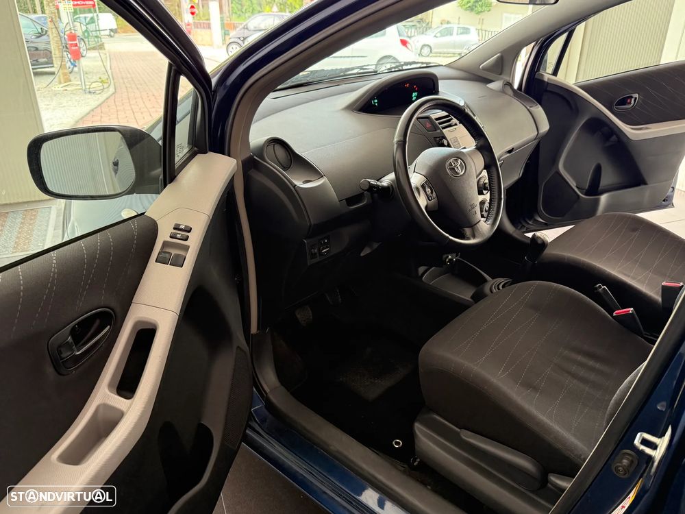 Toyota Yaris 1.0 VVT-i Cool Edition - 8