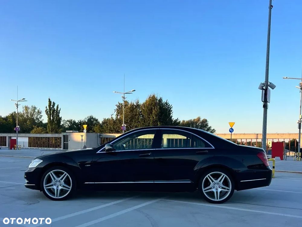 Mercedes-Benz Klasa S 350 CDI 4-Matic BlueEff - 24