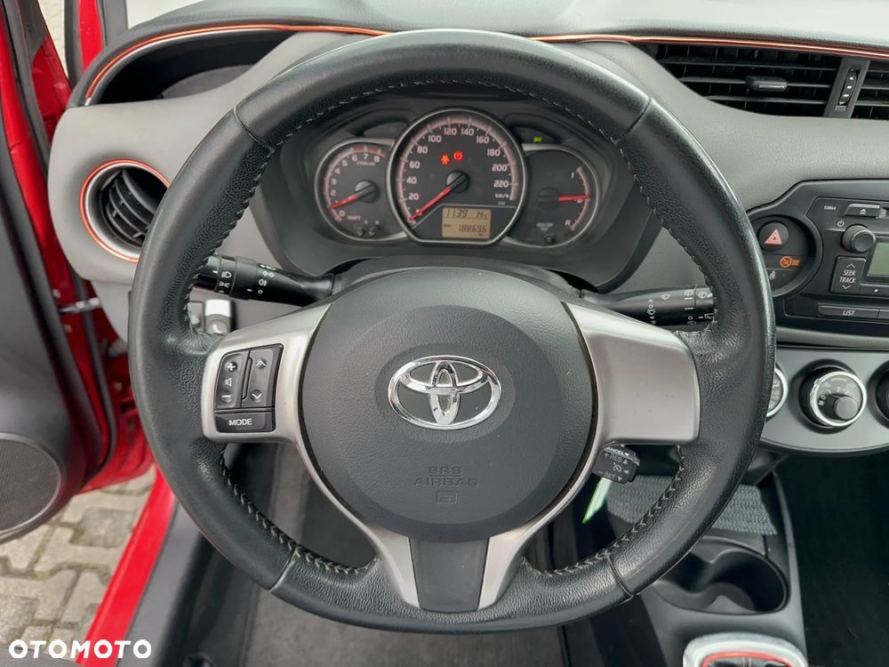 Toyota Yaris 1.0 Active - 14