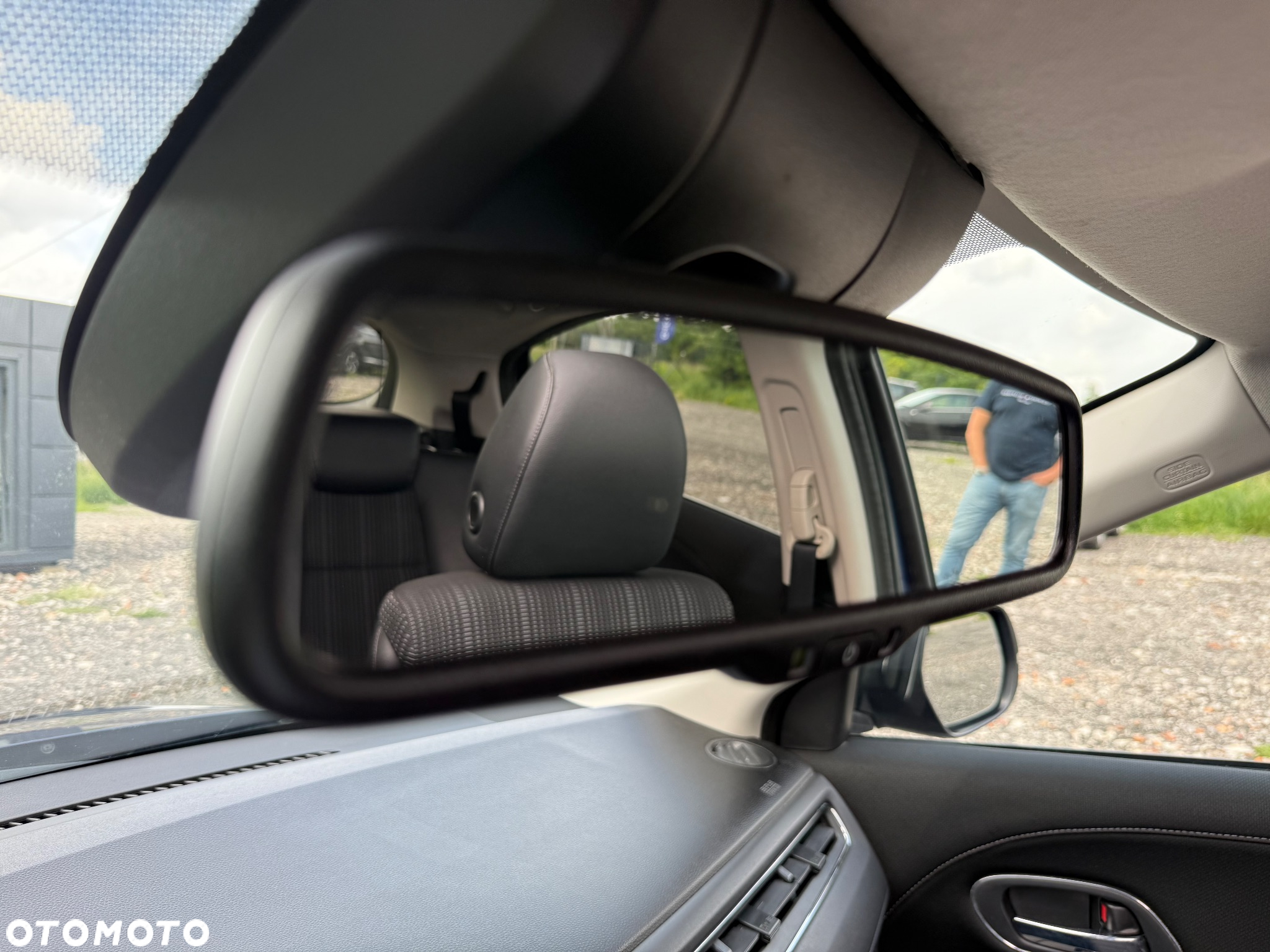 Honda HR-V 1.5 Executive (ADAS) CVT - 24