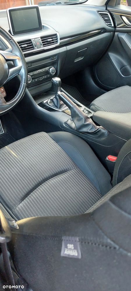 Mazda 3 - 6