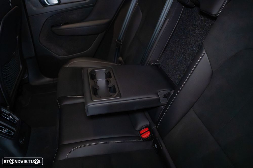 Volvo XC 40 1.5 T4 PHEV R-Design - 45