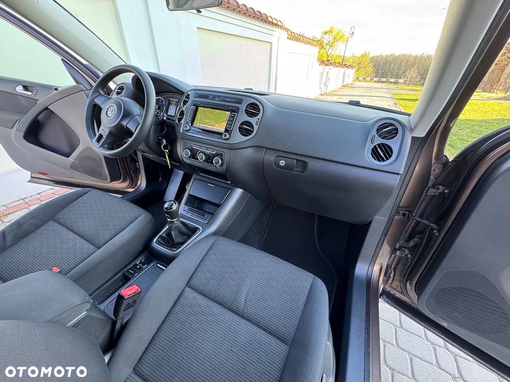 Volkswagen Tiguan - 16