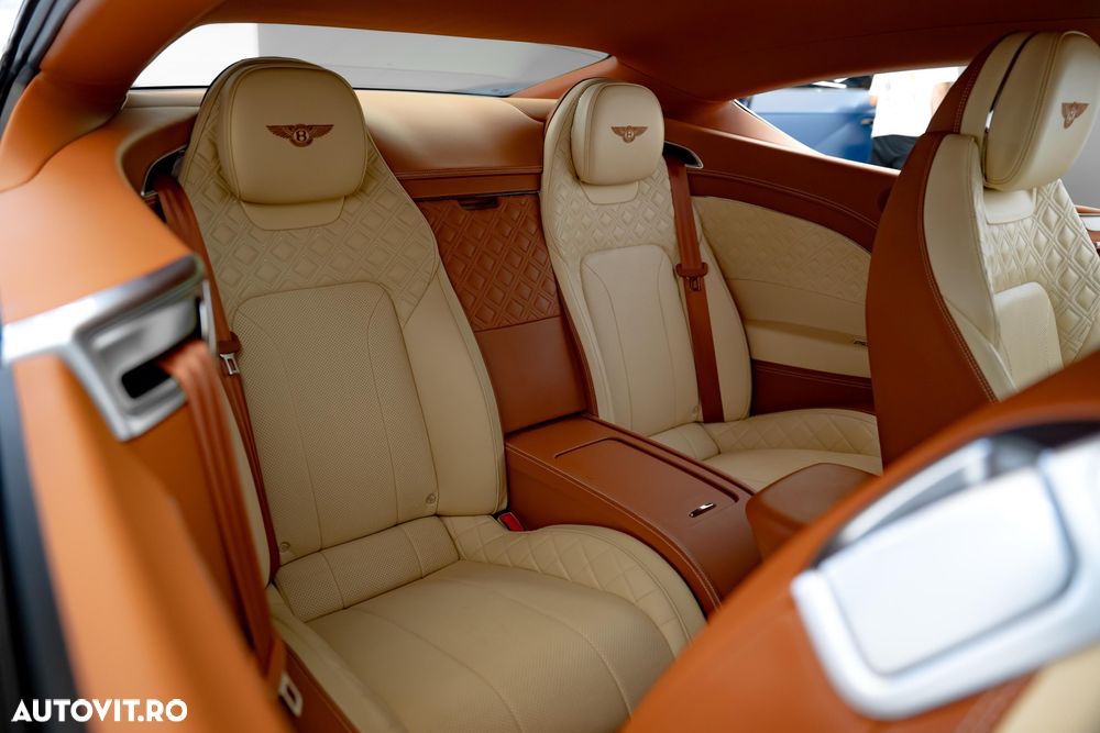 Bentley Continental V8 Mulliner - 36