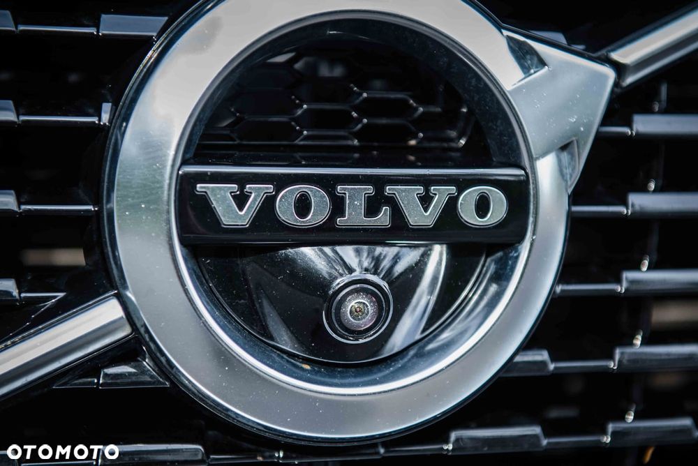 Volvo XC 60 D5 AWD R-Design - 10