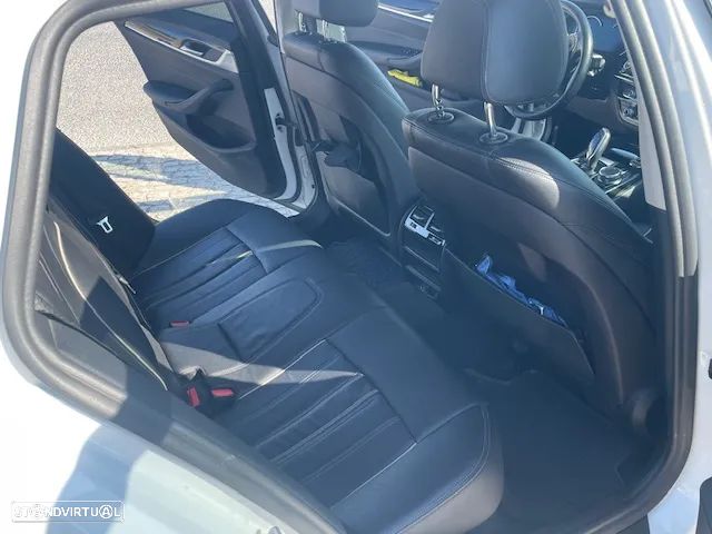 BMW 520 d Line Luxury Auto - 10