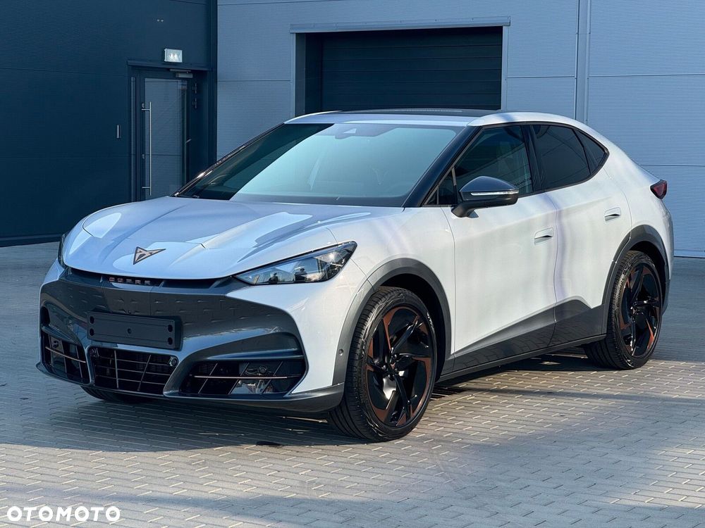 Cupra Tavascan - 3