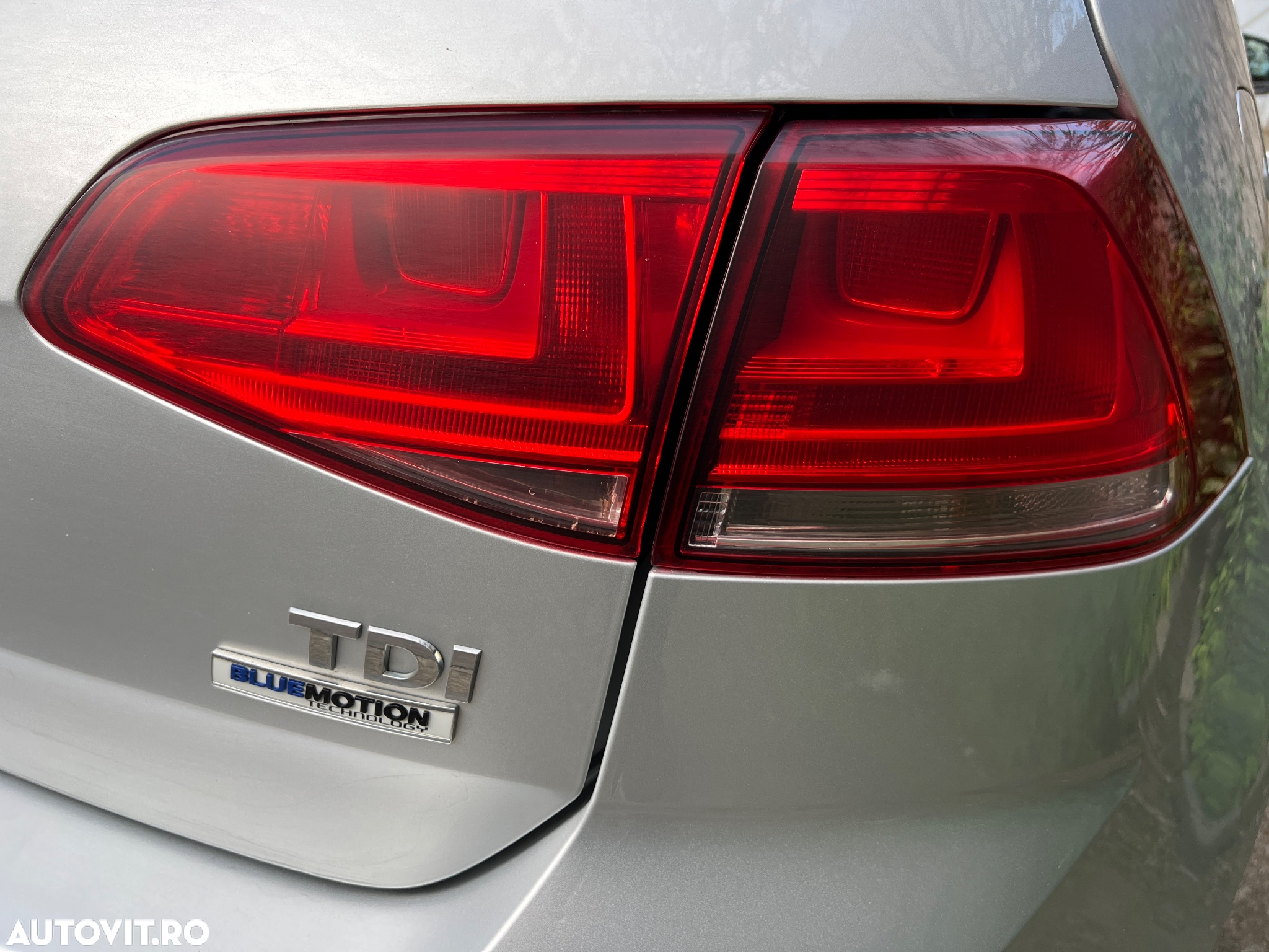 Volkswagen Golf 1.6 TDI BMT Comfortline - 20