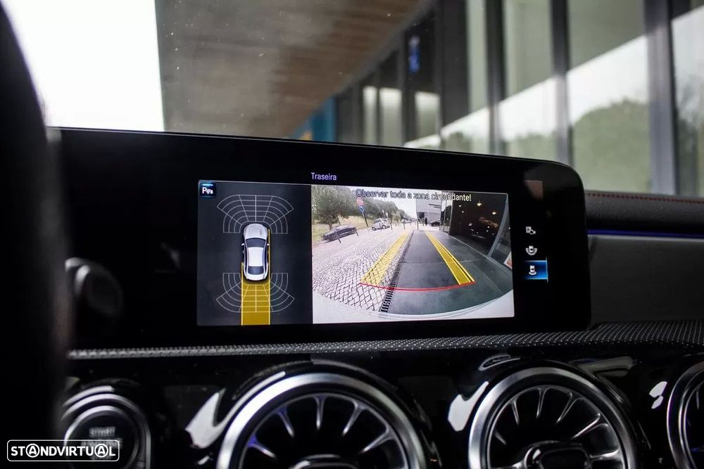 Mercedes-Benz CLA 180 d Shooting Brake AMG Line Aut. - 40