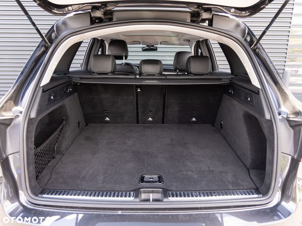 Mercedes-Benz GLC 300 4Matic 9G-TRONIC - 28