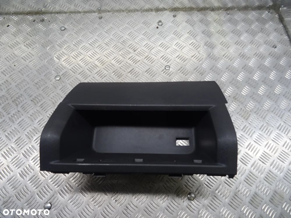 VW CADDY III 03-10 1.9 TDI SCHOWEK PASAŻERA - 1