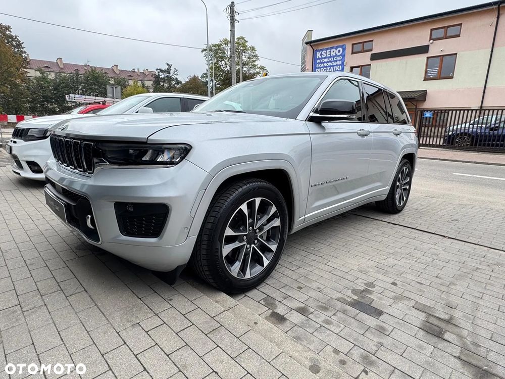 Jeep Grand Cherokee - 4