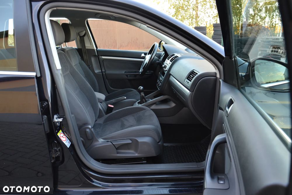 Volkswagen Golf 1.4 TSI Style - 27