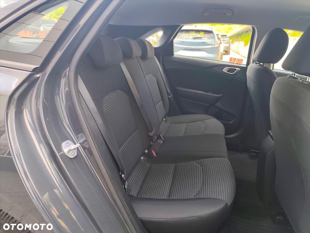 Kia Ceed 1.4 S - 11