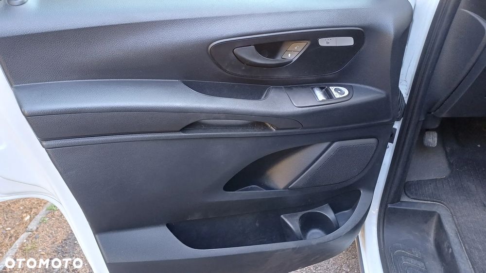 Mercedes-Benz vito - 16