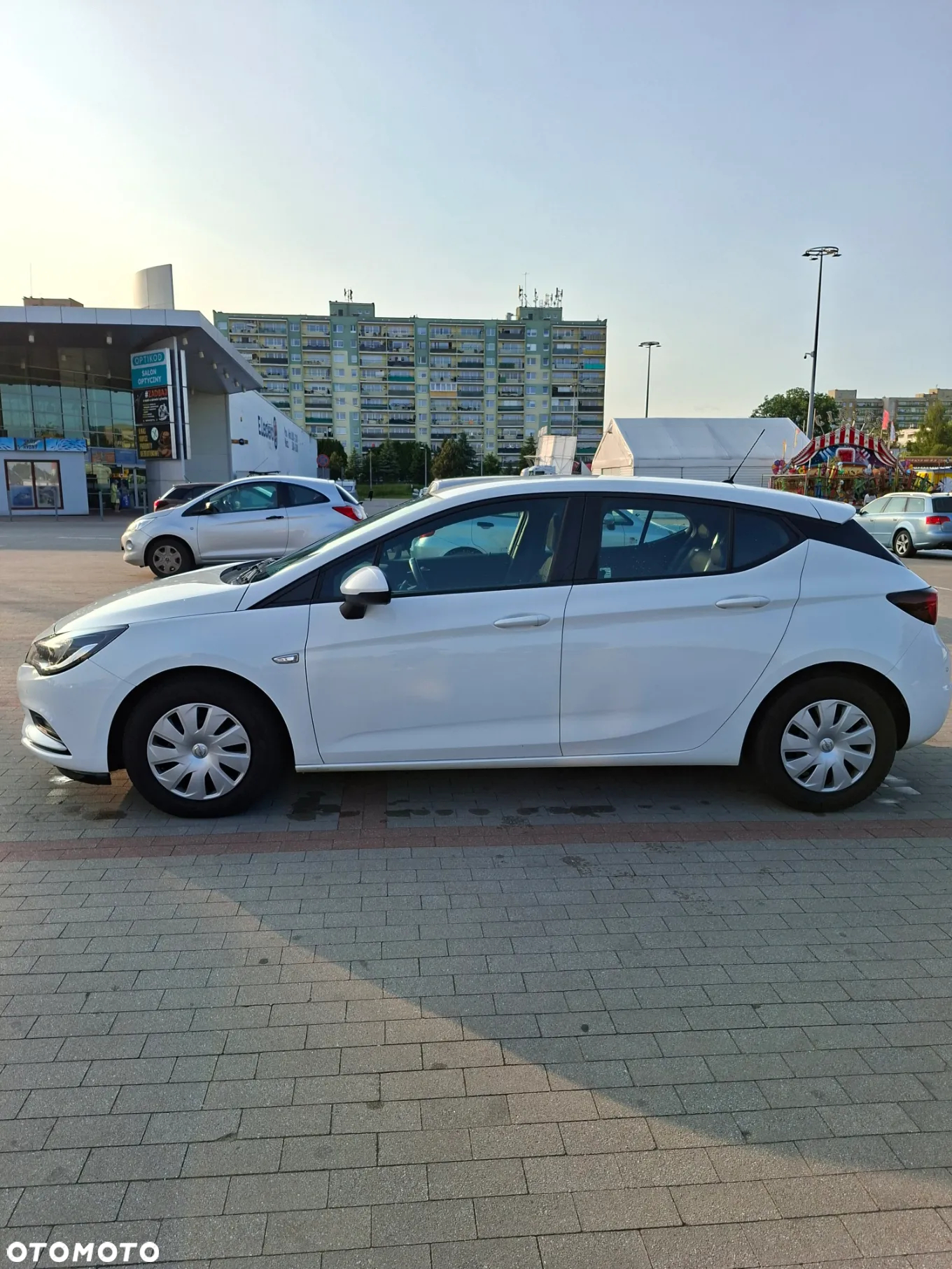 Opel Astra V 1.4 T Enjoy - 4