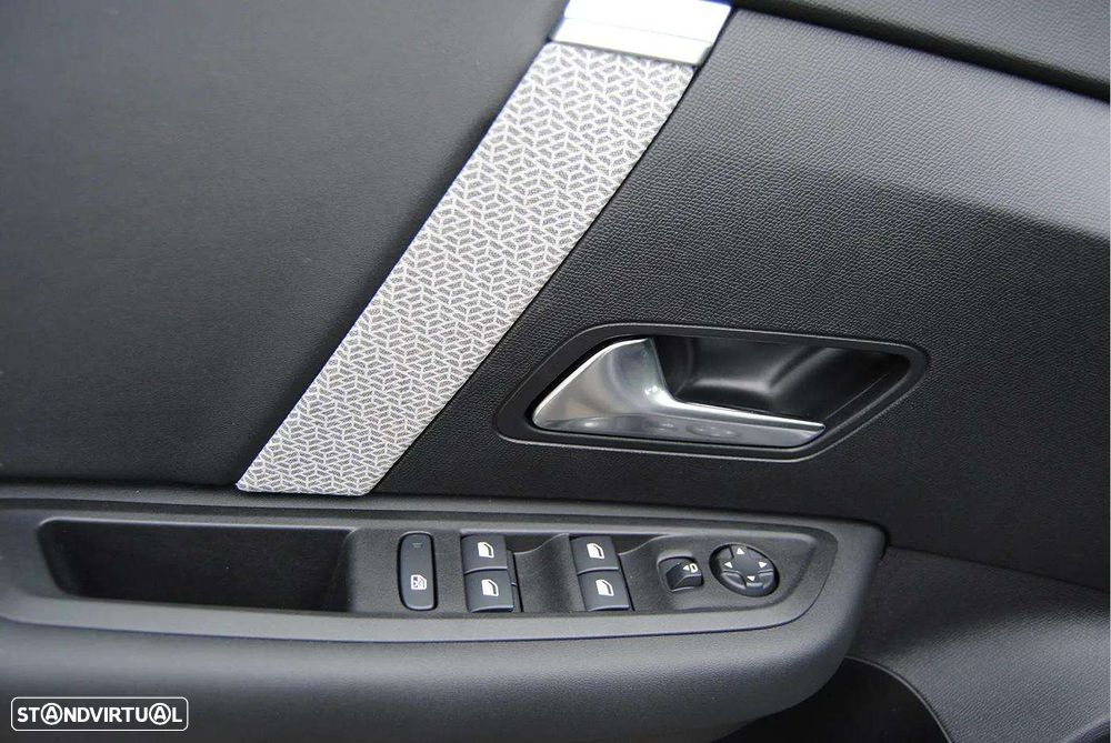 Citroën C4 1.2 PureTech Plus - 40