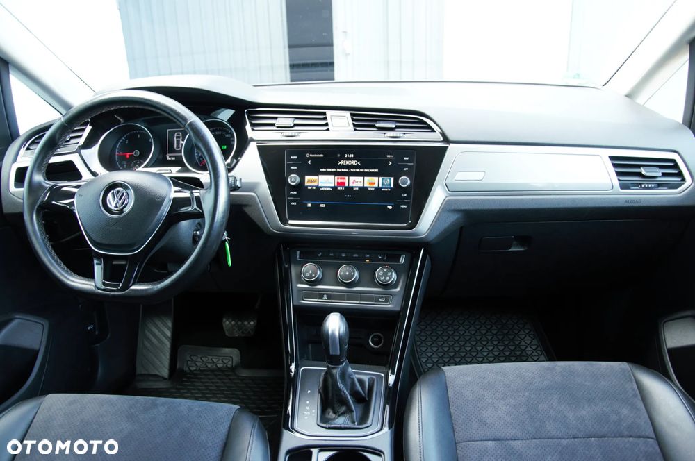 Volkswagen Touran 1.6 TDI SCR (BlueMotion Technology) DSG Trendline - 28