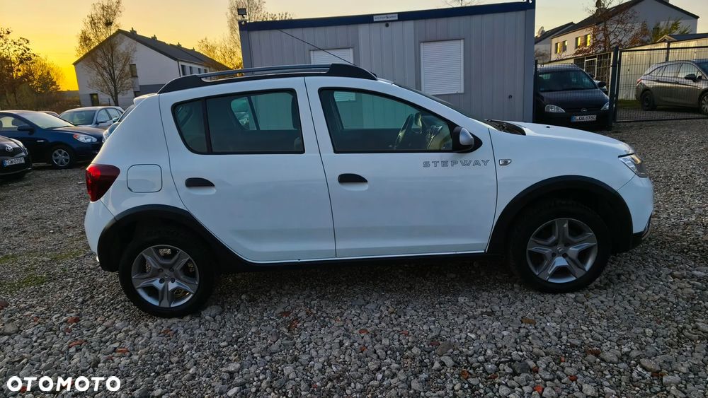 Dacia Sandero Stepway 0.9 TCe Laureate S&S Easy-R - 6