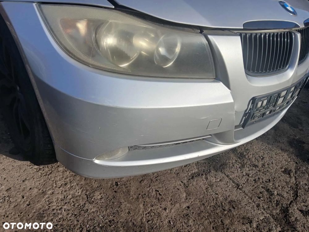 BMW E90 Zderzak przedni, maska, lampa przednia lewa, prawa, błotnik lewy, prawy. - 3