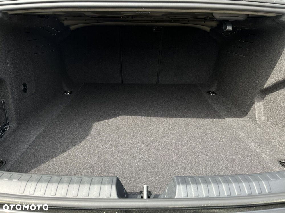 Audi A6 Limousine - 12