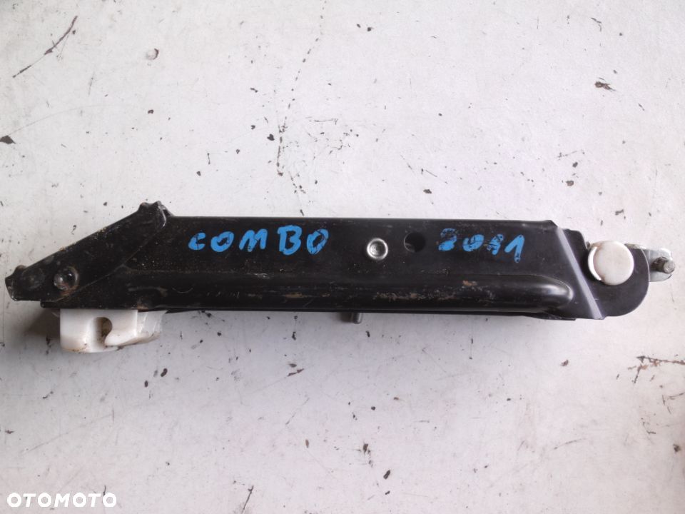 LEWAREK PODNOŚNIK 24443150 OPEL COMBO 2011R - 1