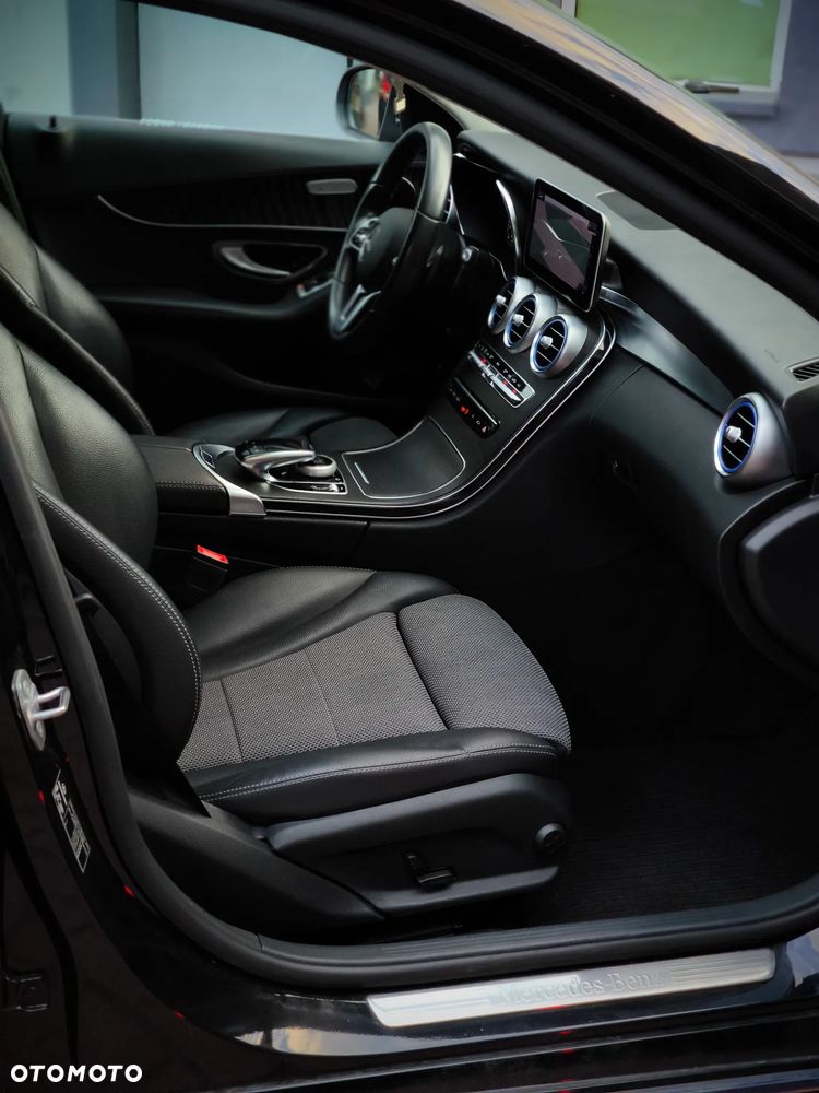 Mercedes-Benz Klasa C 220 d 9G-TRONIC - 9
