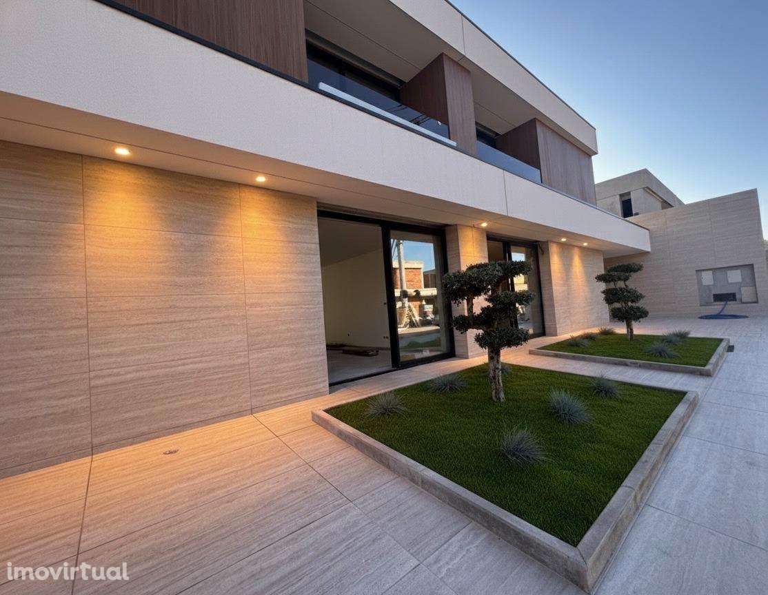 Moradia "Premium" em fase final de acabamentos - Grande imagem: 3/57