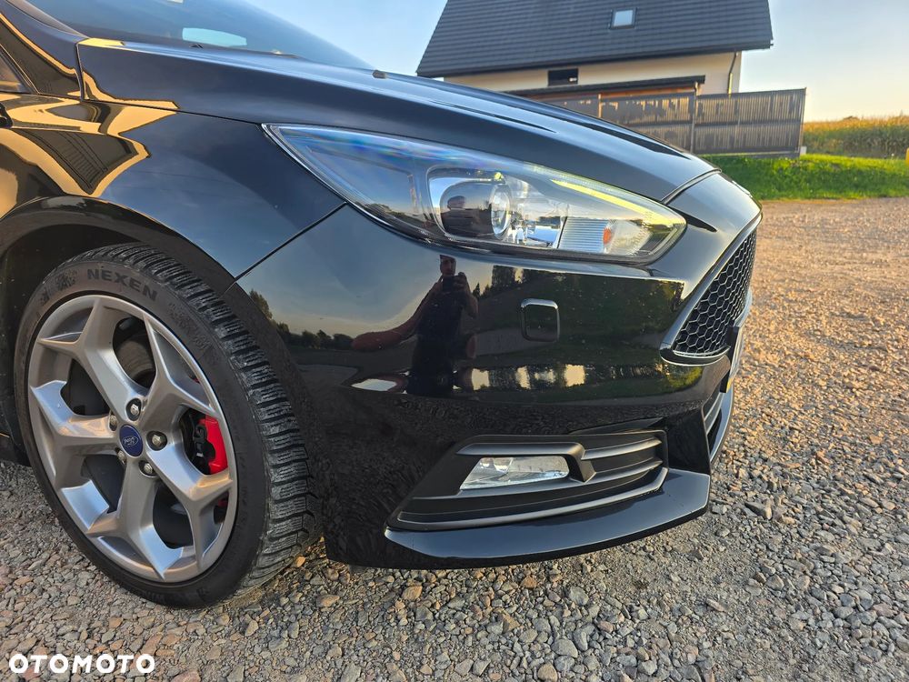 Ford Focus - 10