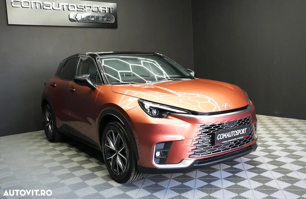 Lexus LBX 1.5 HEV 4x2 CVT Cool - 1