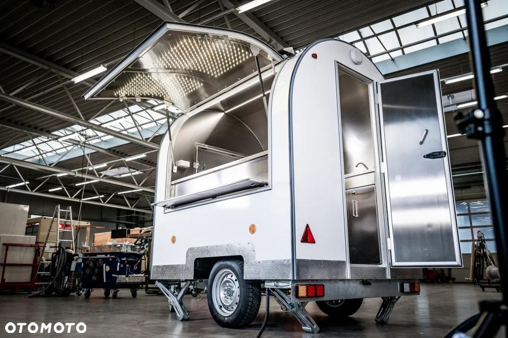 Esselmann sklep/bar EasyGo 220 #Delistar - 2