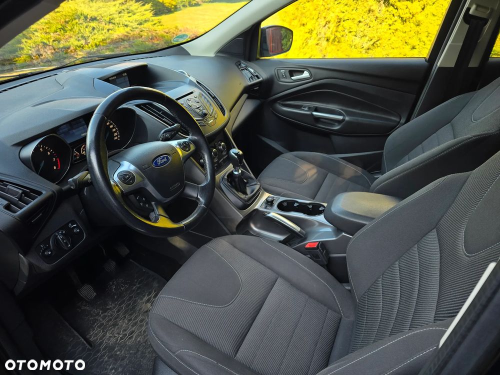 Ford Kuga 1.5 EcoBoost 2x4 Cool & Connect - 10