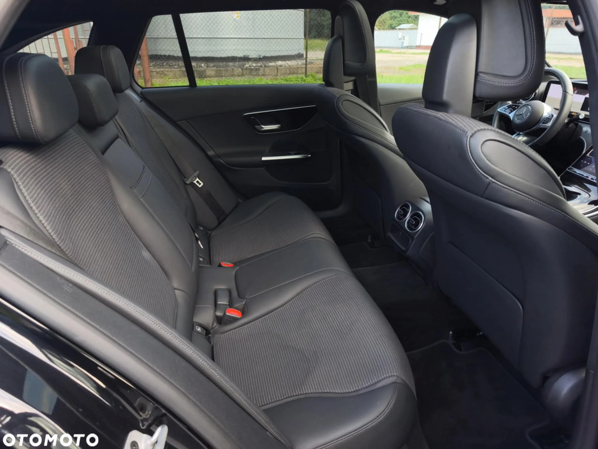 Mercedes-Benz Klasa C 200 d T 9G-TRONIC Avantgarde Advanced - 30