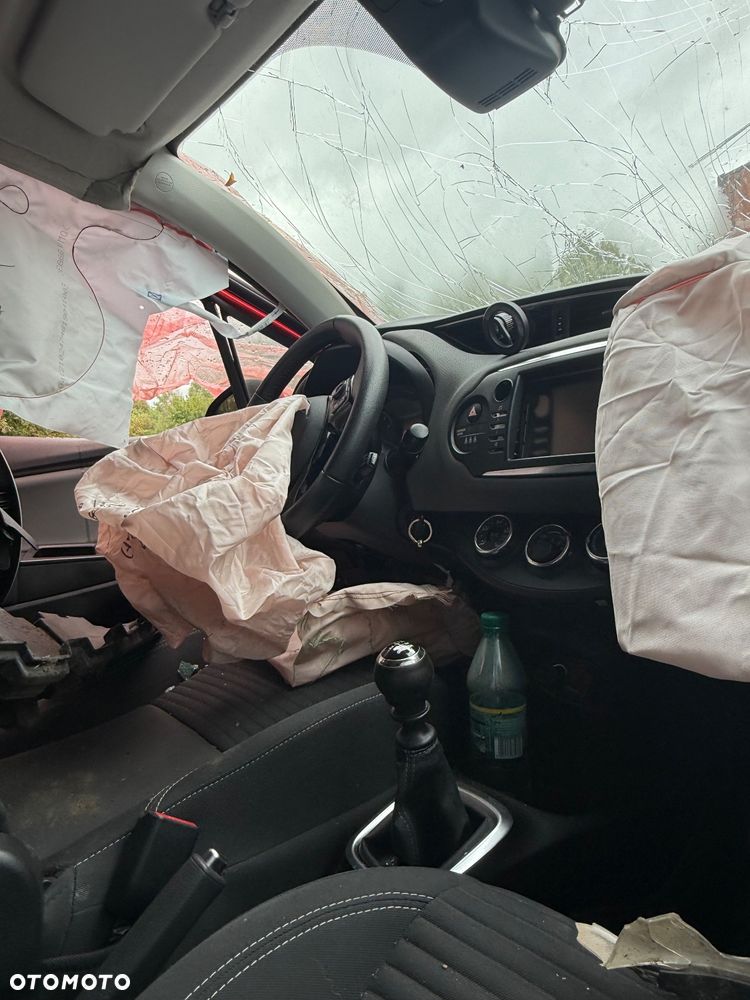 Toyota Yaris III 3 FL Polift lift  na części - 7