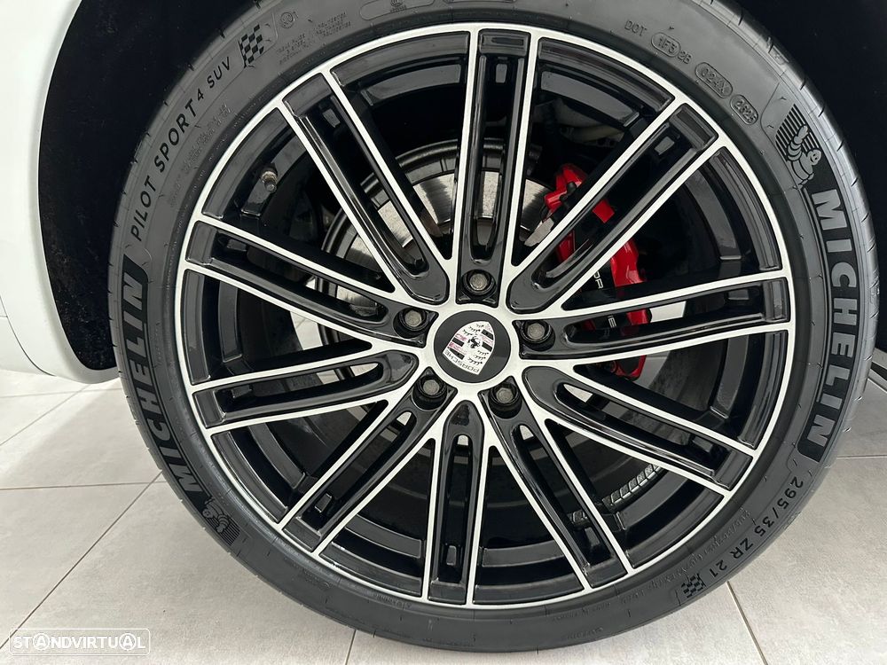 Porsche Cayenne Tiptronic S - 11