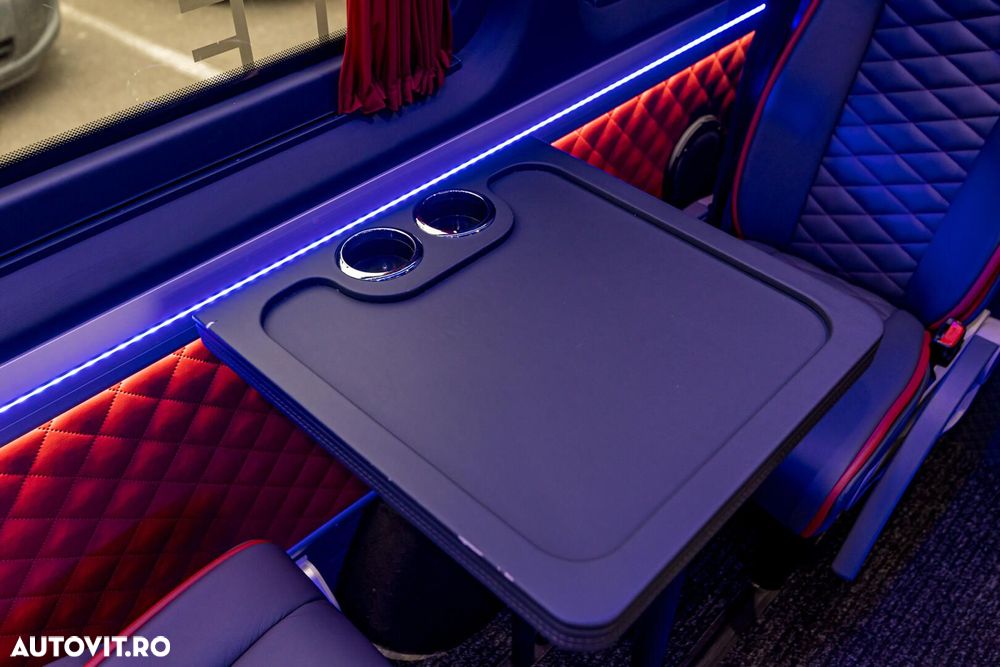 Mercedes-Benz Sprinter - 21