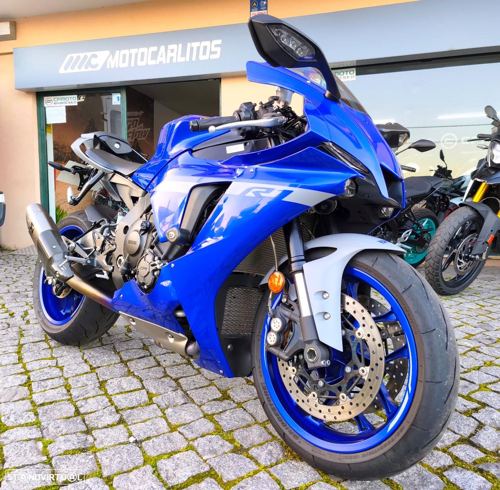 Yamaha YZF R1 AKRAPOVIC - 3