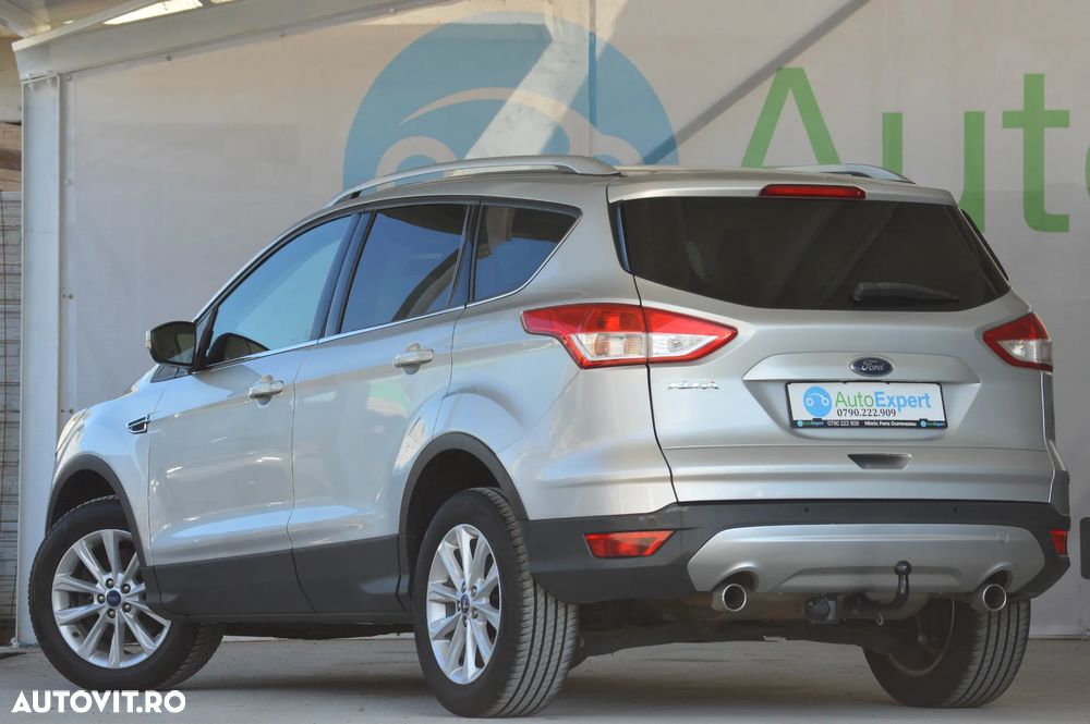 Ford Kuga 2.0 TDCi 2x4 Black & Silver - 25