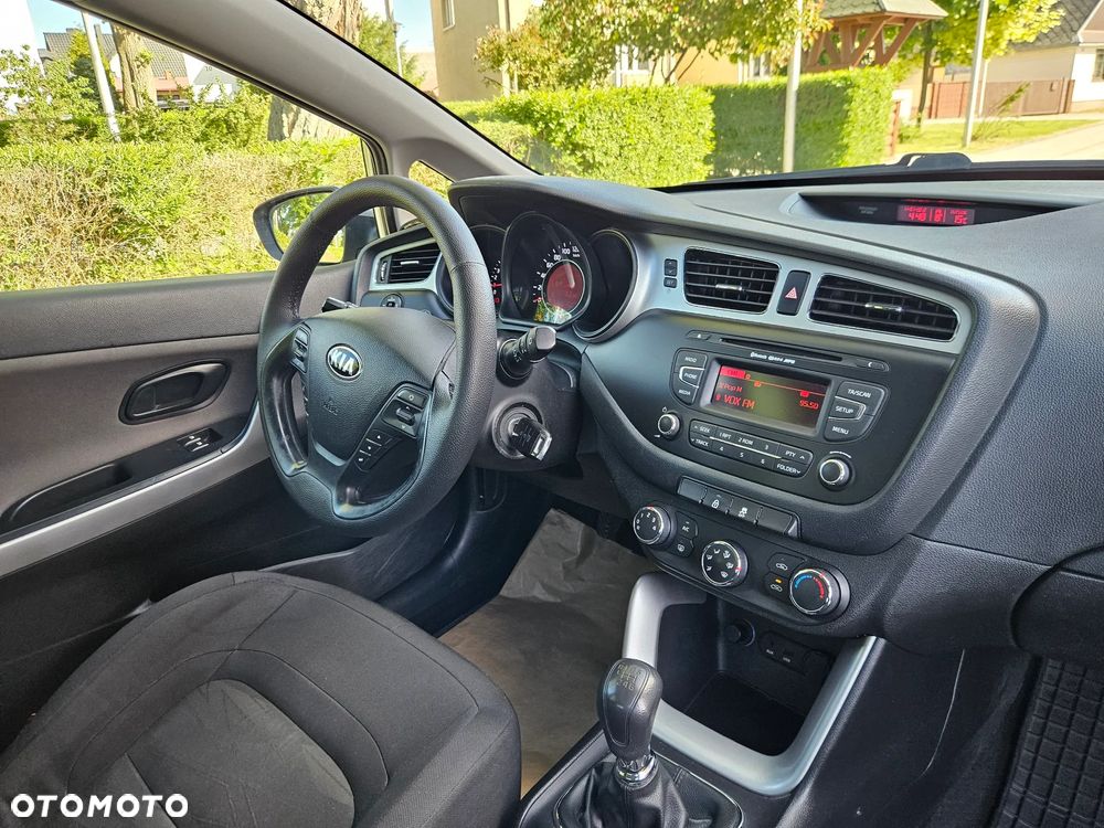 Kia Ceed 1.4 Business Line - 17
