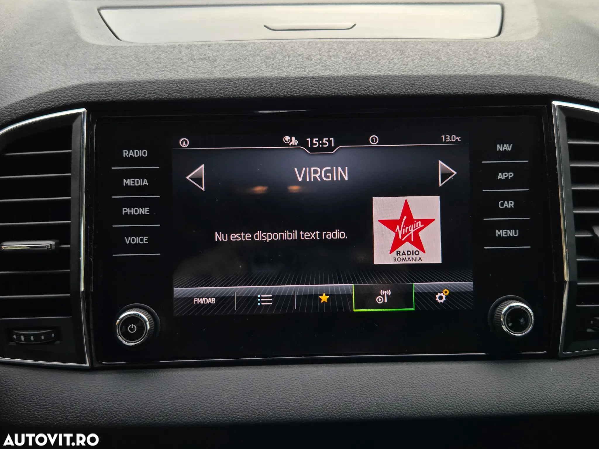 Skoda Karoq 2.0 TDI 4X4 DSG Sportline - 23