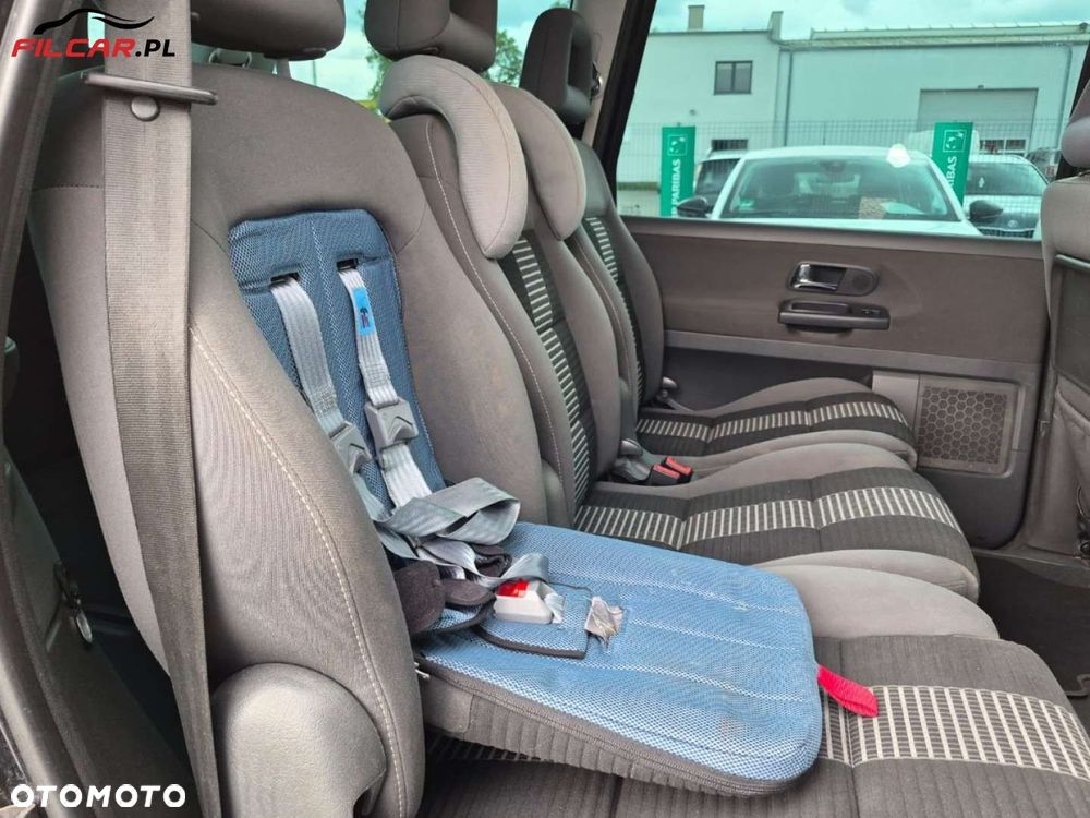 Volkswagen Sharan - 21