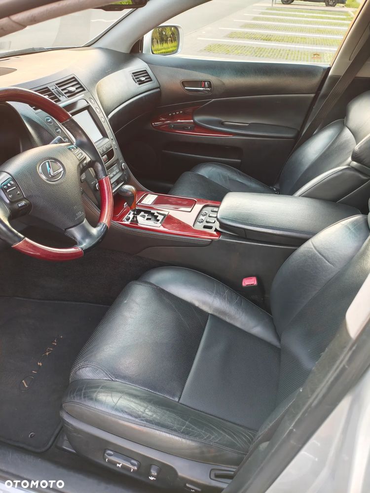 Lexus GS - 9