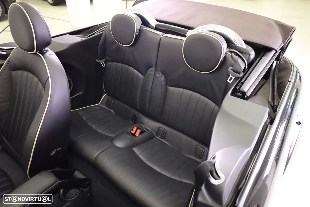 MINI Cabrio John Cooper Works Auto - 30