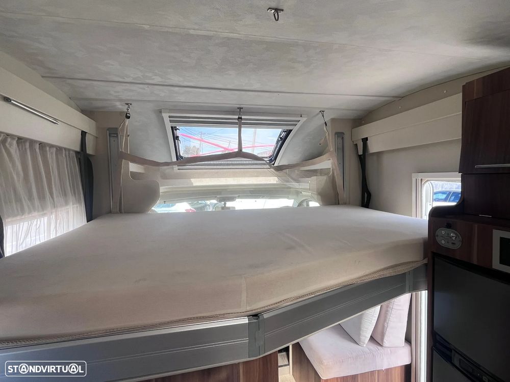 Fiat Ducato Roller 2.3 130CV Cama Central - 8